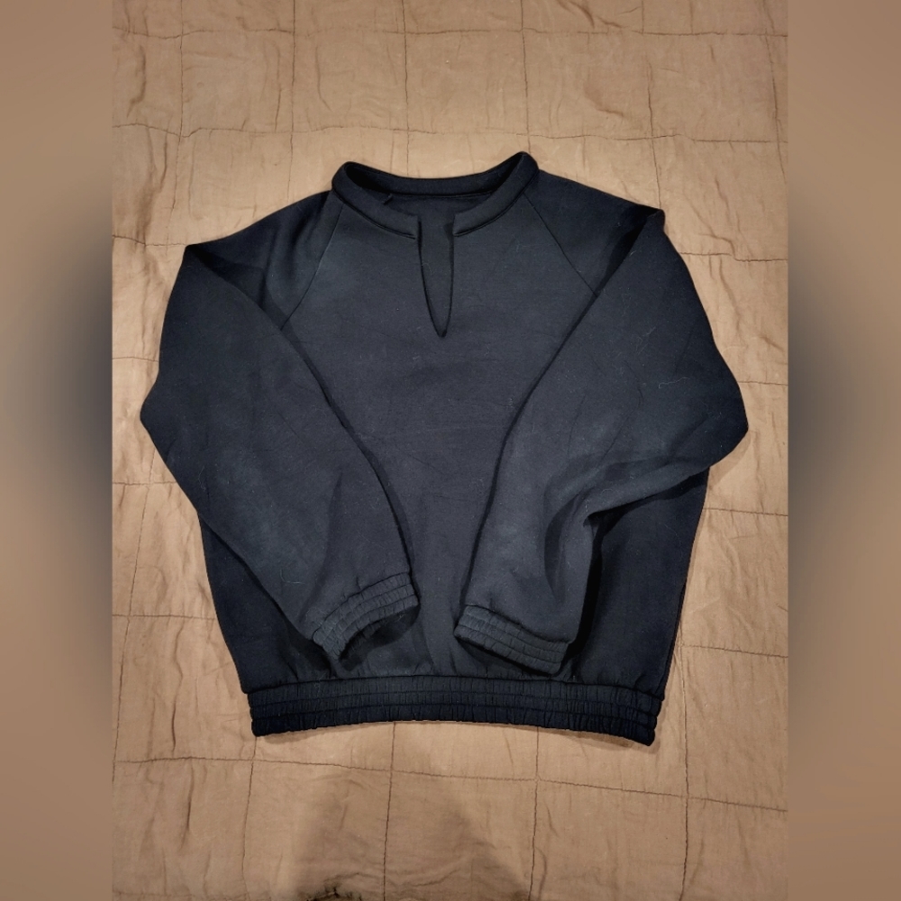LEZE THE LABEL black ATHENA/KENDAL set. Size women's large.